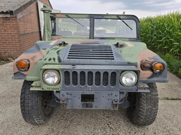 Hummer H1