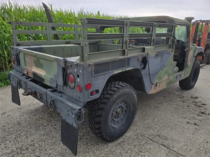 Hummer H1