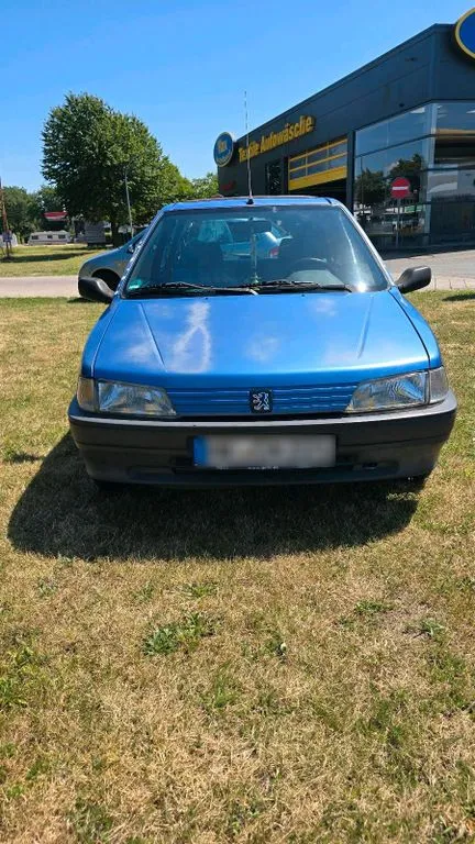 Peugeot 106