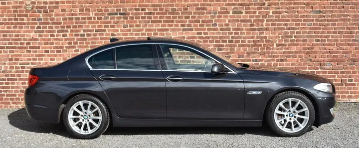 BMW 525