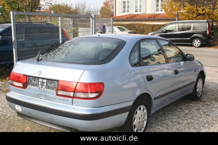 Toyota Carina