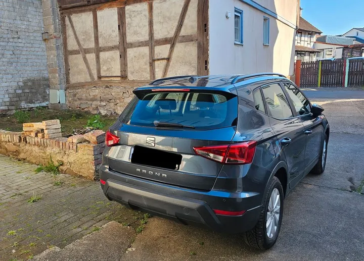 Seat Arona