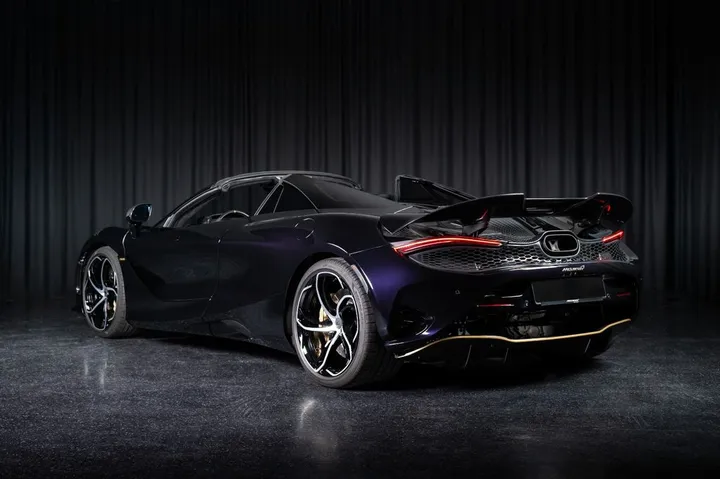 McLaren 750S