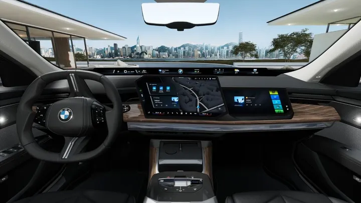 BMW i7