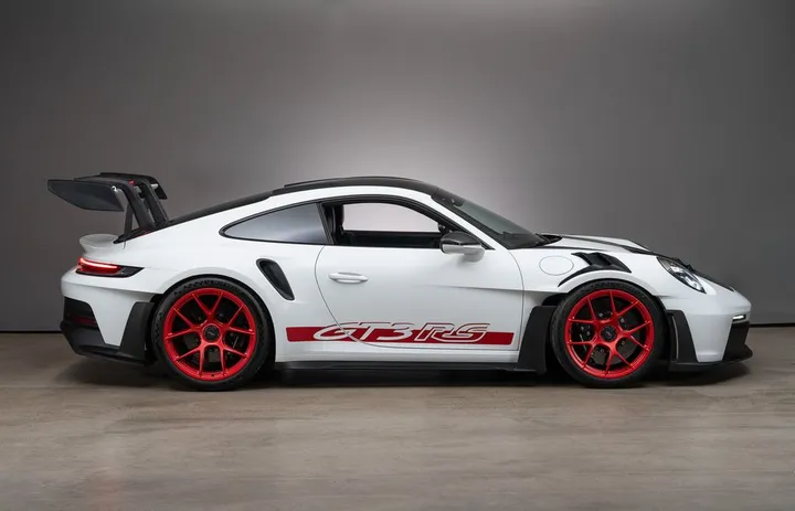 Porsche 992