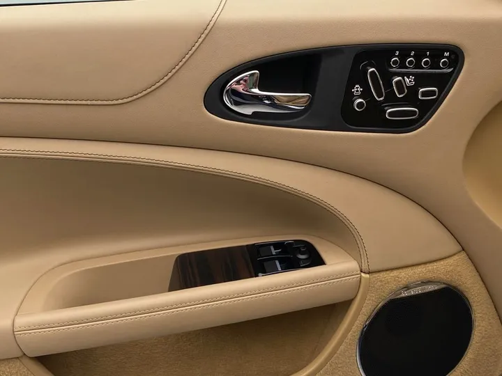 Jaguar XK
