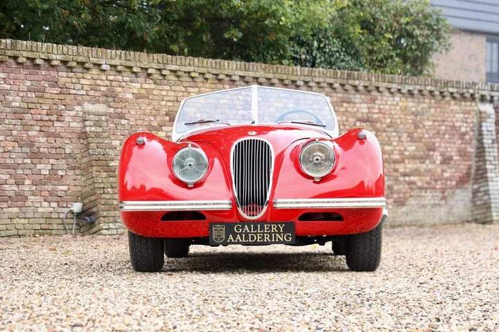 Jaguar XK