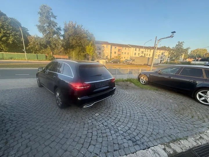 Mercedes-Benz C 200