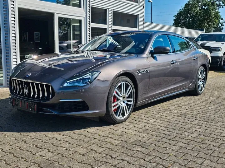Maserati Quattroporte