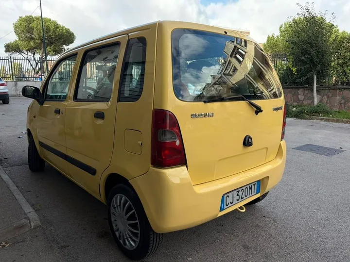 Suzuki Wagon R+