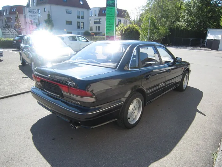 Mitsubishi Sigma