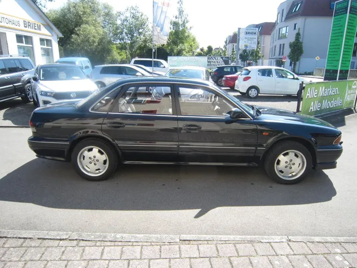 Mitsubishi Sigma