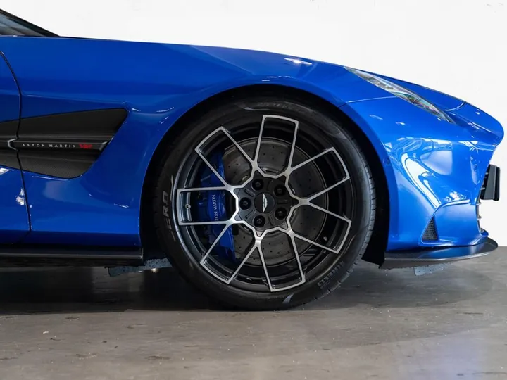 Aston Martin Vanquish