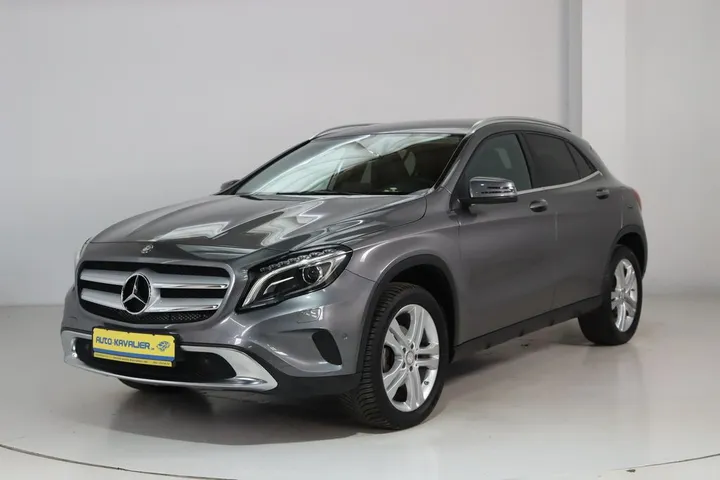 Mercedes-Benz GLA 200