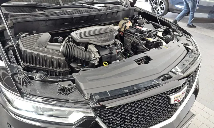 Cadillac XT6