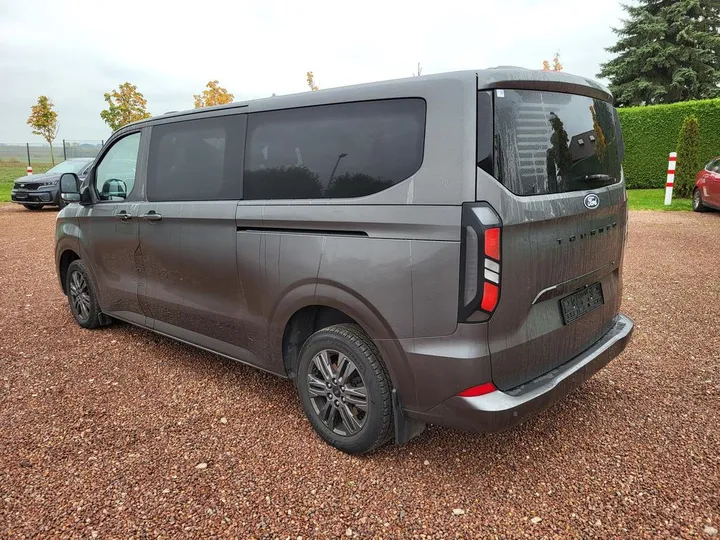 Ford Tourneo Custom