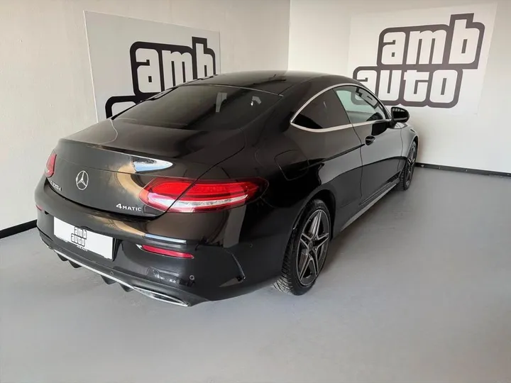 Mercedes-Benz C 220