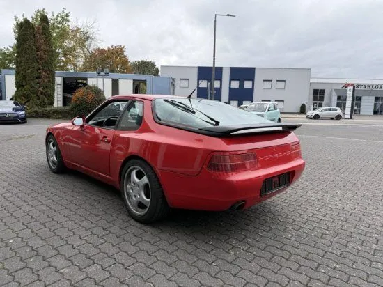 Porsche 968