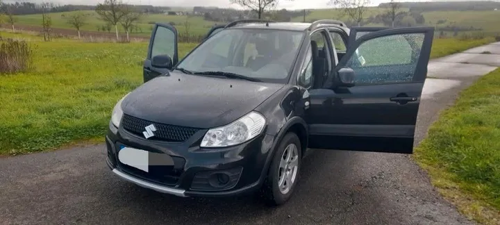 Suzuki SX4