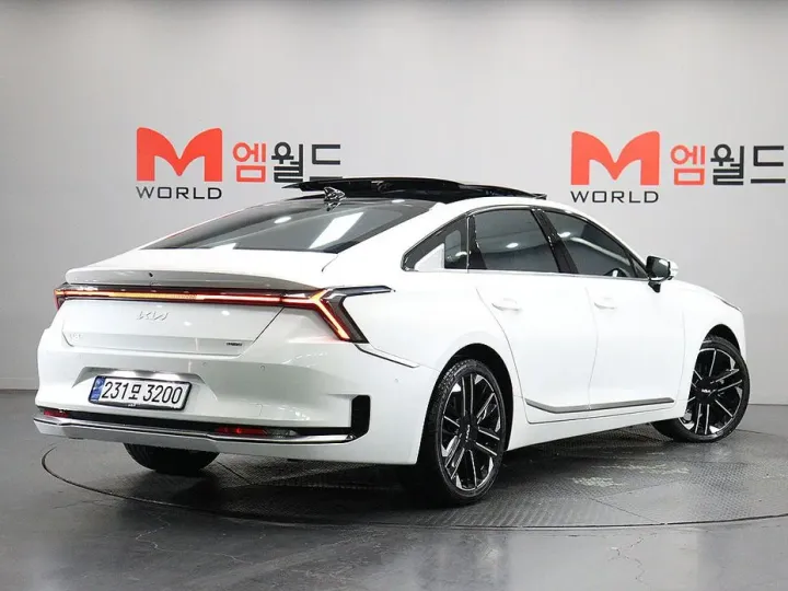 Kia K8