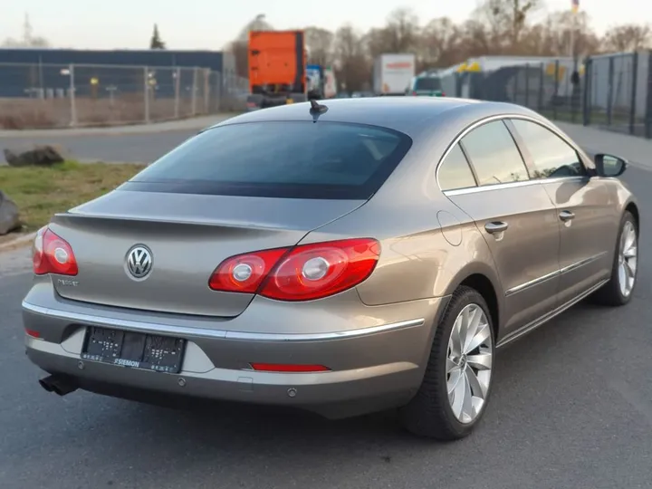 Volkswagen Passat CC