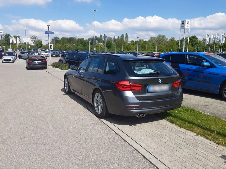BMW 335