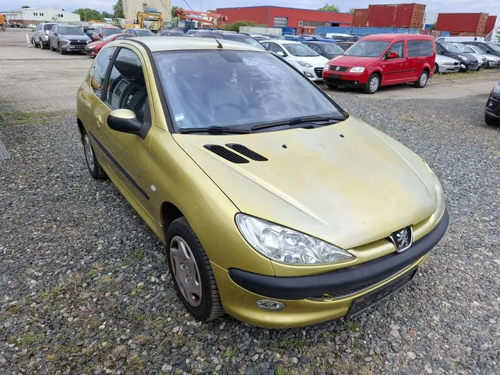 Peugeot 206