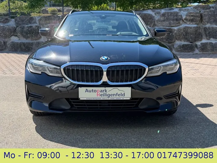 BMW 330