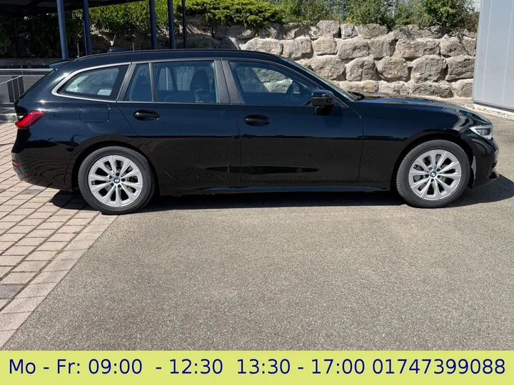 BMW 330