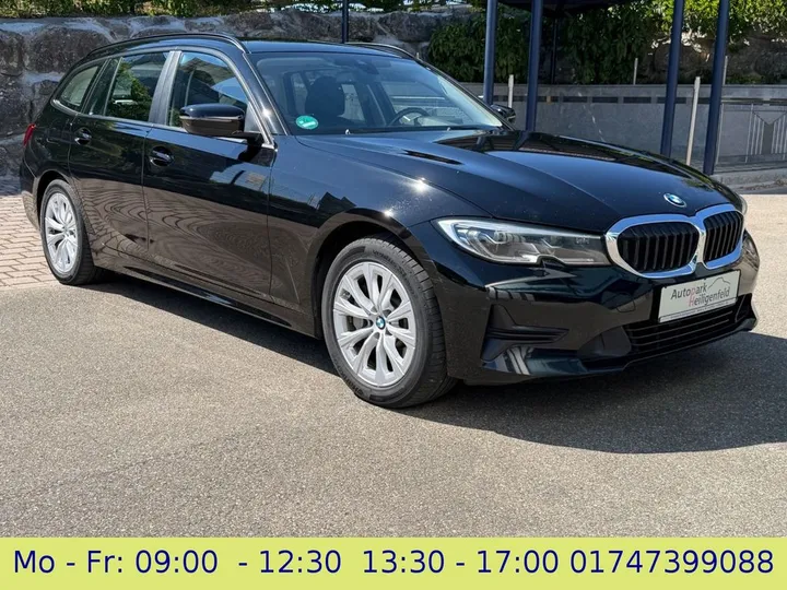 BMW 330