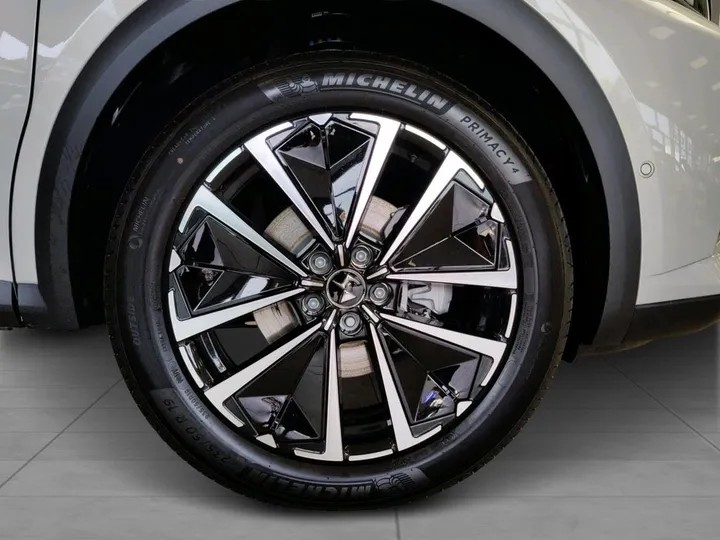 DS Automobiles DS7 (Crossback)