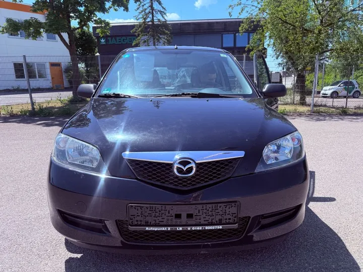 Mazda 2