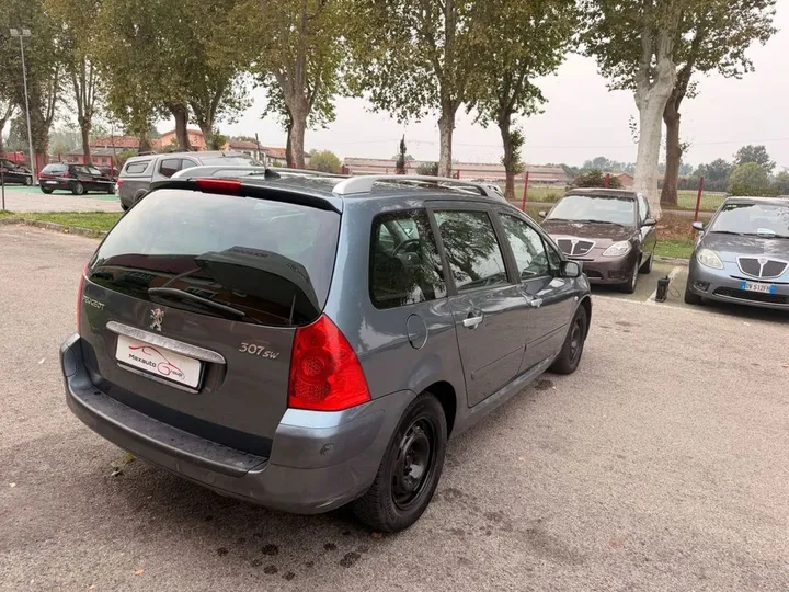 Peugeot 307