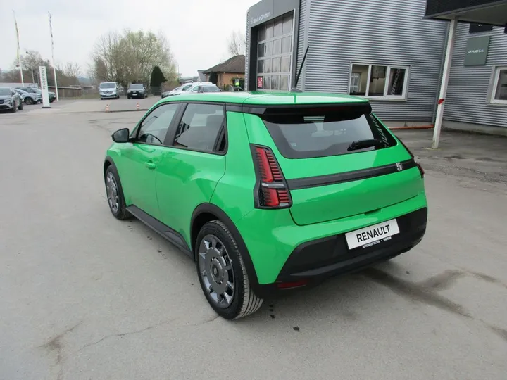 Renault R 5