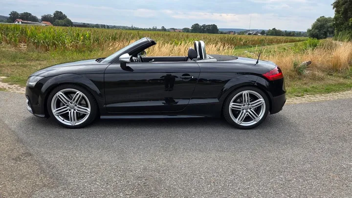 Audi TTS