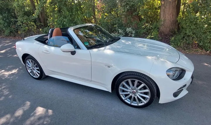 Fiat 124 Spider
