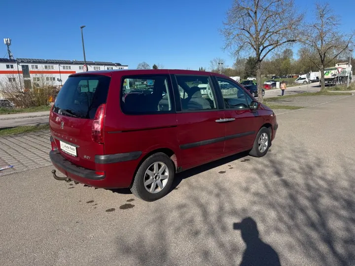 Peugeot 807