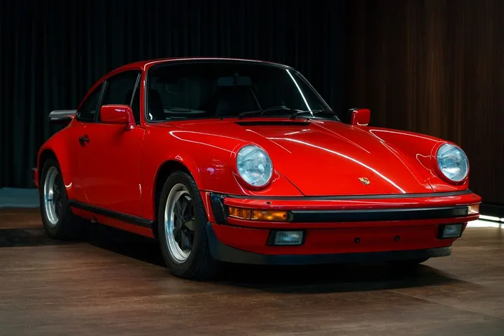 Porsche 911