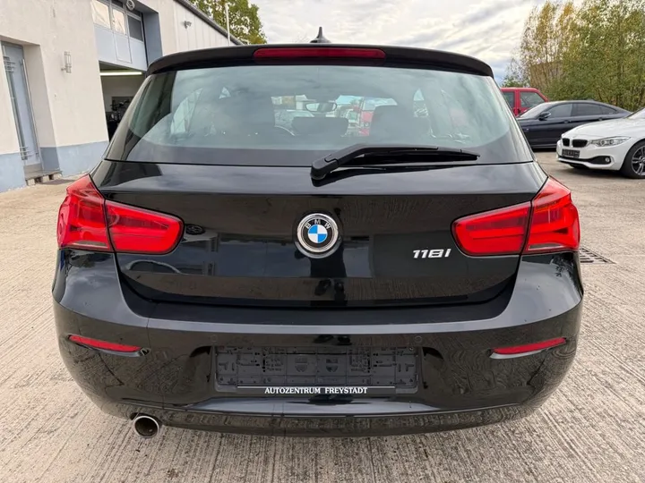BMW 118