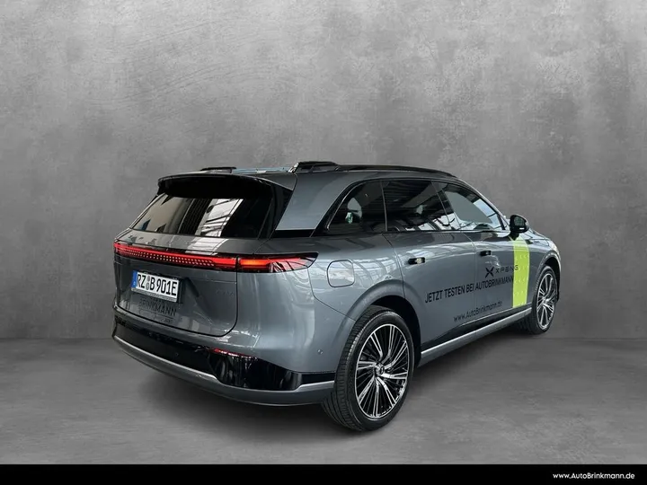 XPENG G9