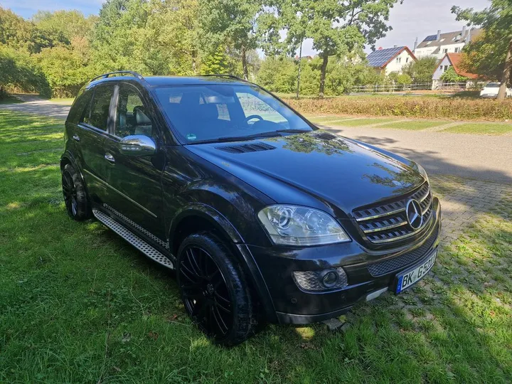Mercedes-Benz ML 320