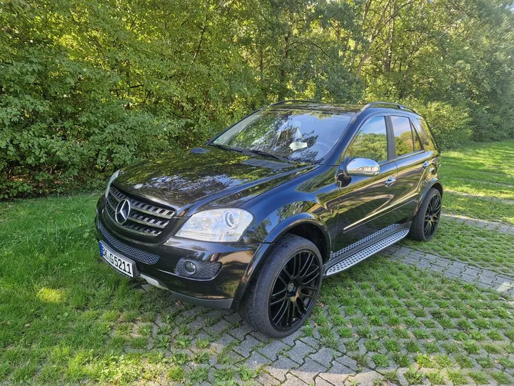 Mercedes-Benz ML 320