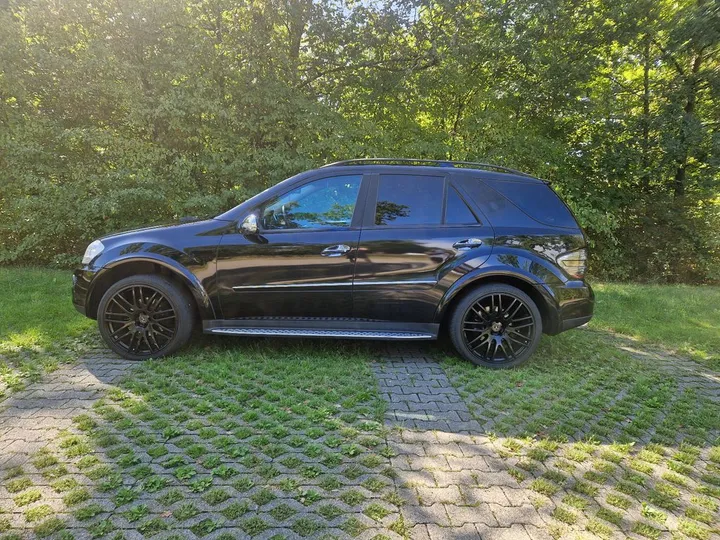 Mercedes-Benz ML 320