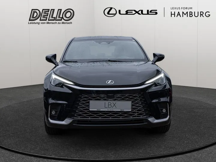 Lexus LBX
