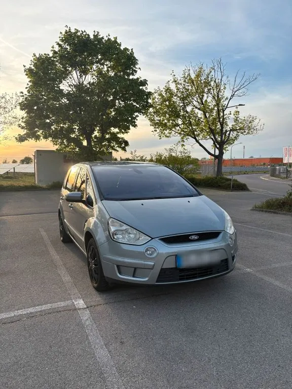 Ford S-Max