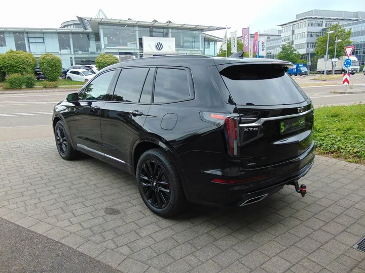 Cadillac XT6