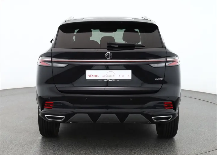 MG HS