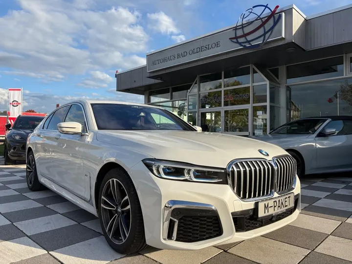 BMW 730