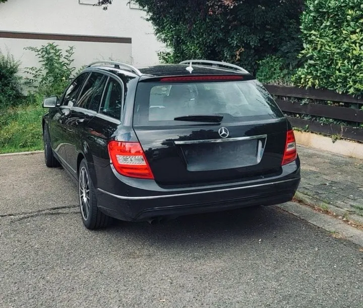 Mercedes-Benz C 200