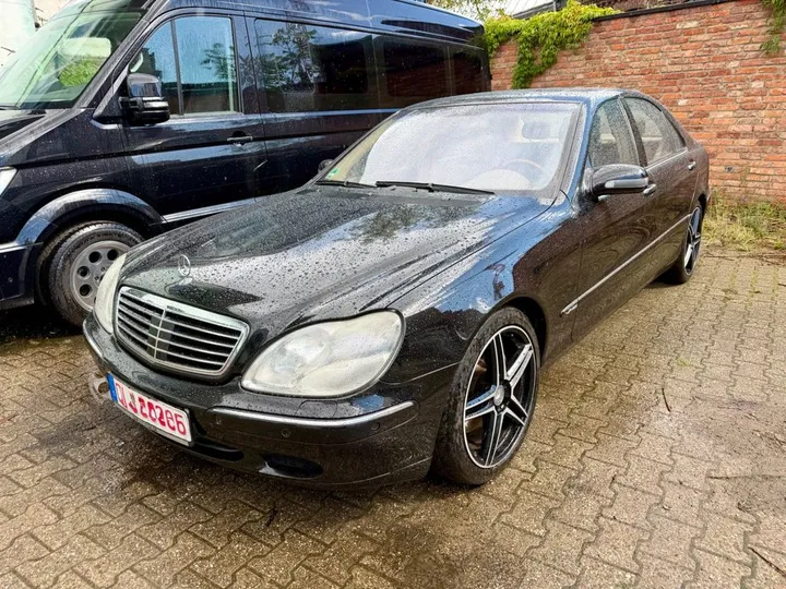 Mercedes-Benz S 600
